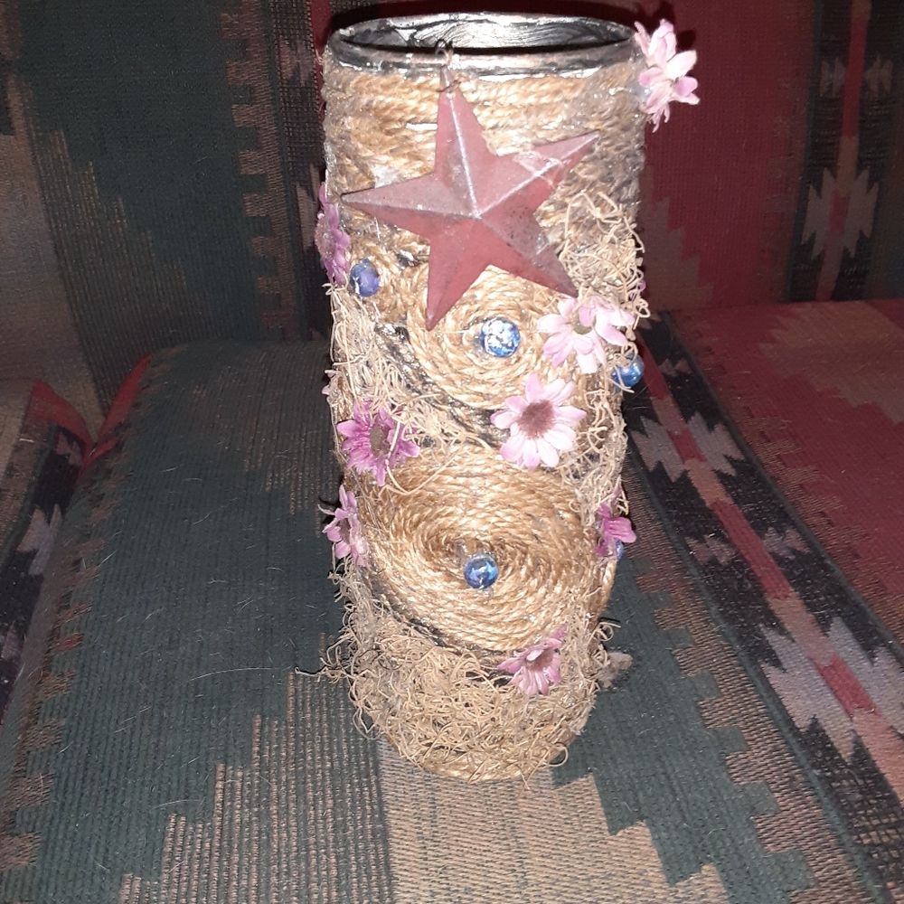 Container, decor